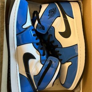 Nike Men's Air Jordan 1 Mid SE
